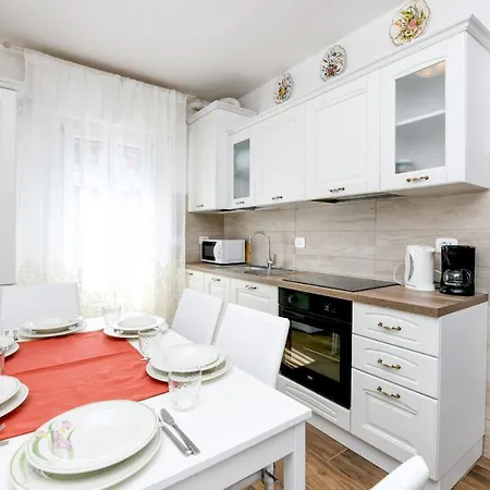 Theodora Apartamento Peschiera del Garda